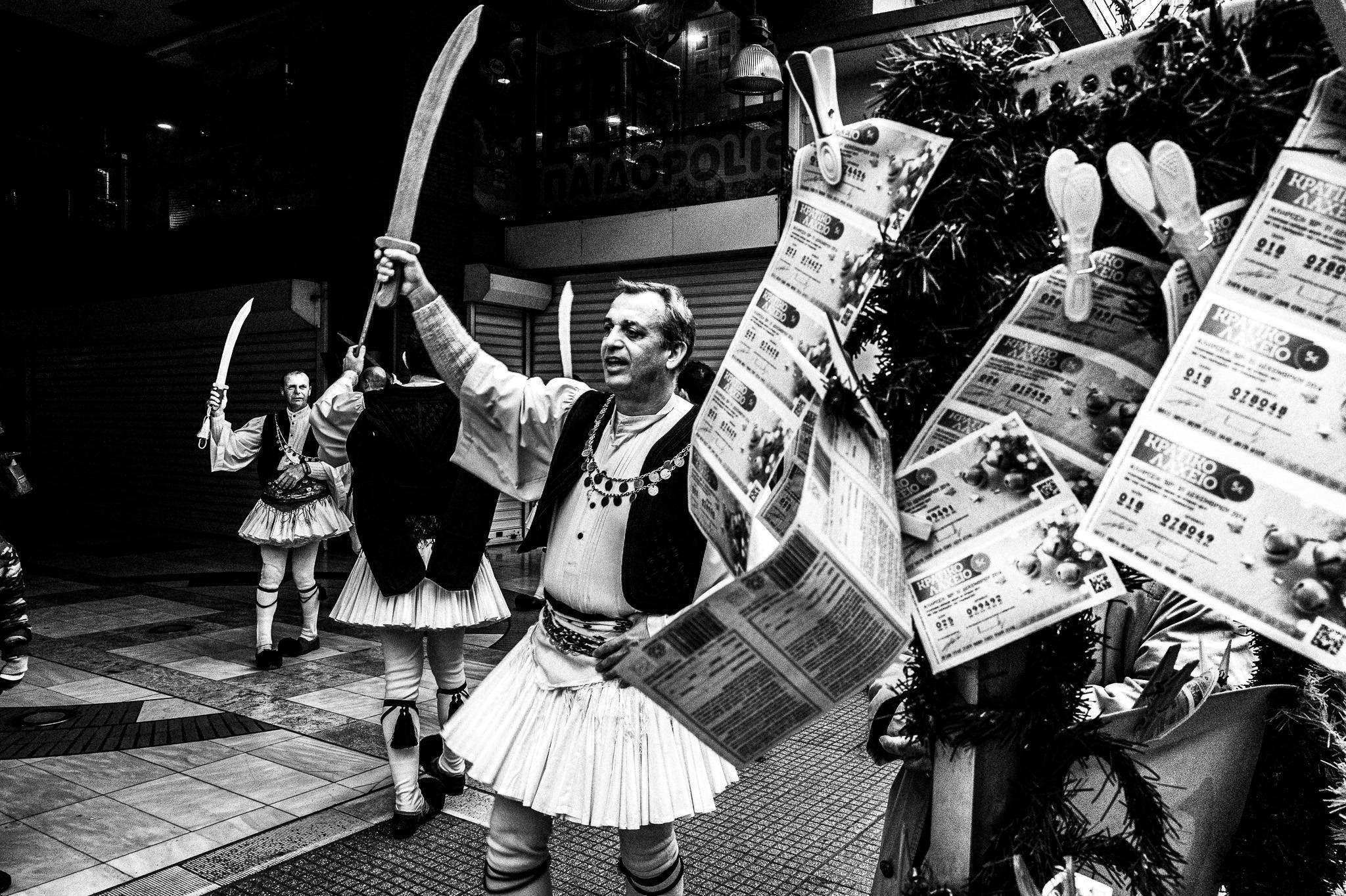 Fotarades at Thessaloniki, Pagan Christmas customs of Northern Greece, by photographer George Tatakis