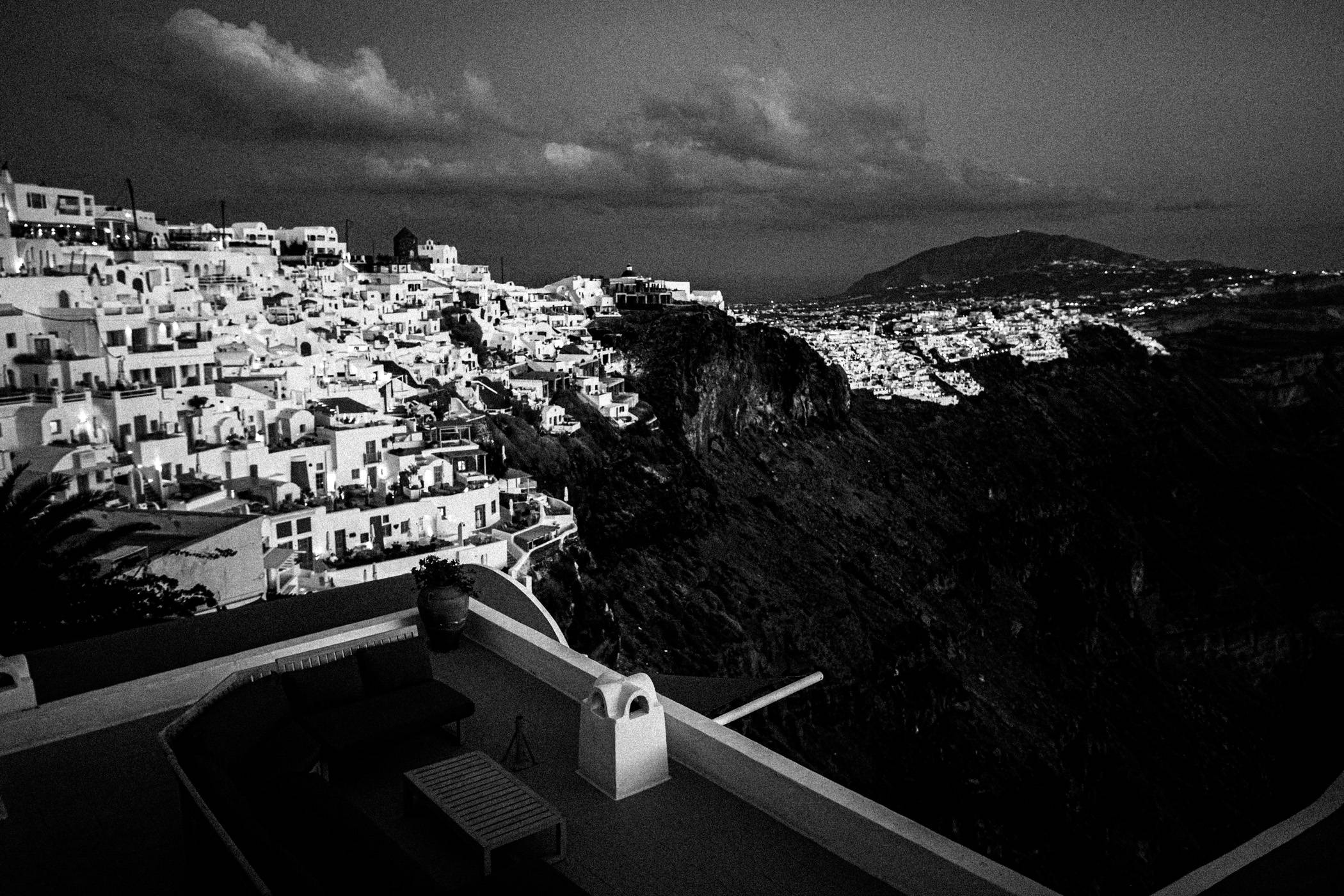 Chorōs on Santorini. Black and white photographic project from Greece, by awarded photographer George Tatakis