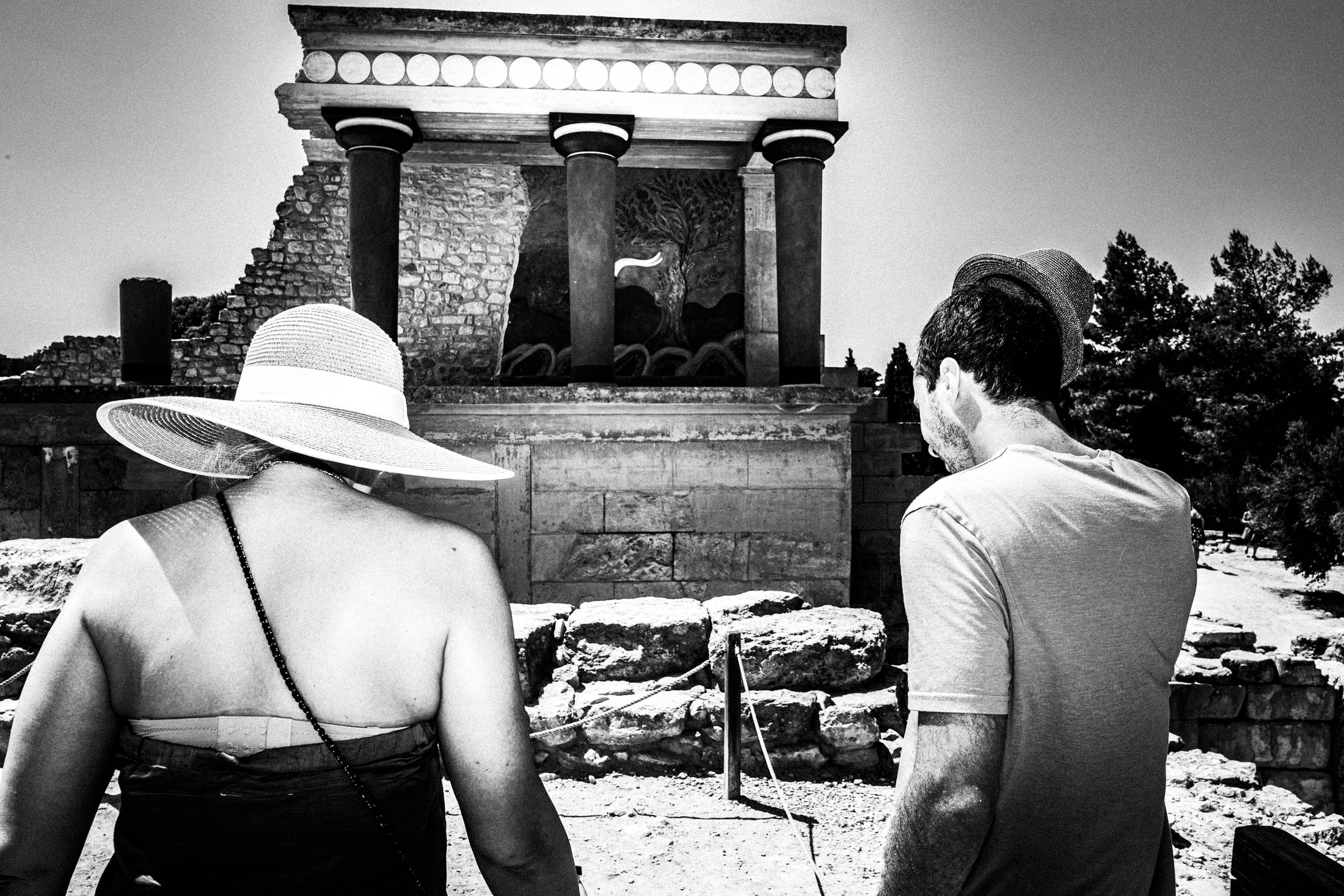 Tourists visiting Knossos' site, Heraklion, Crete, by photographer George Tatakis