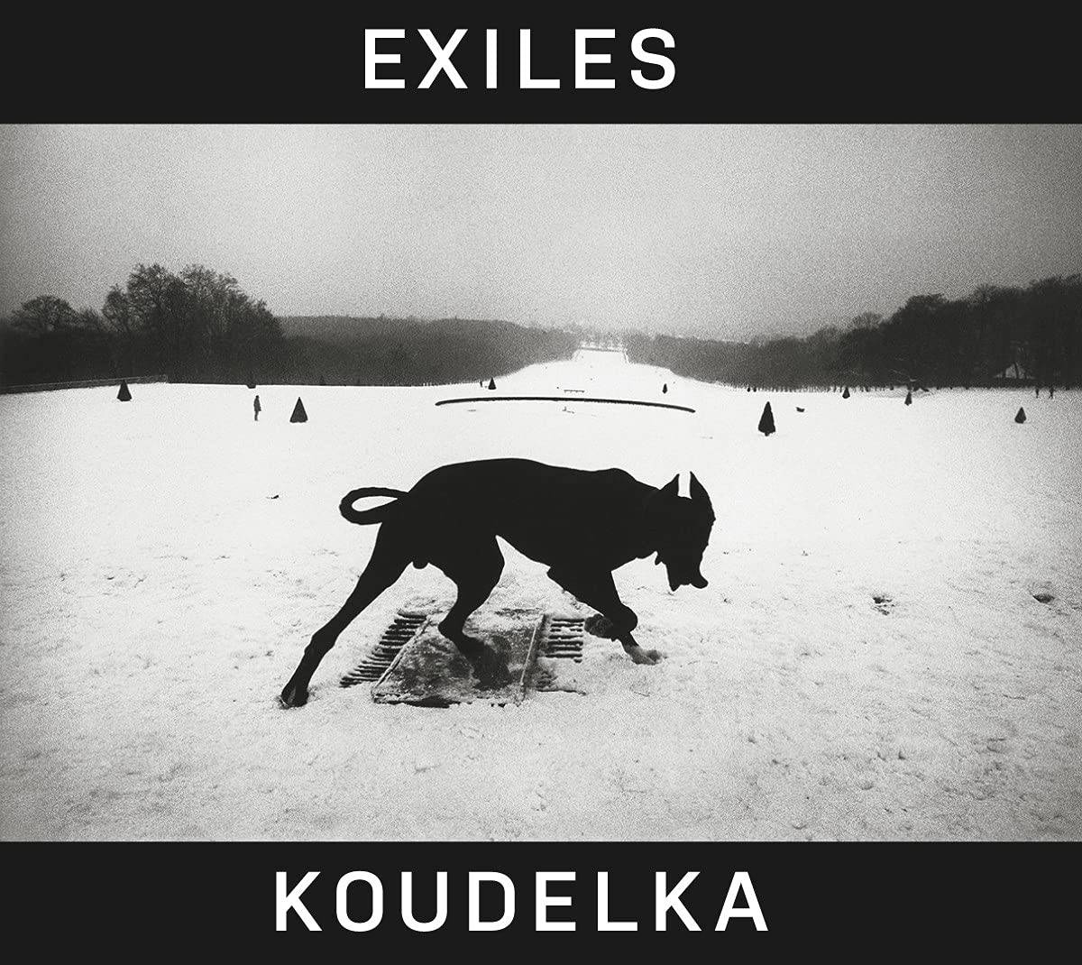 Essential Photography Books for a Photo Library. List by Photographer George Tatakis.