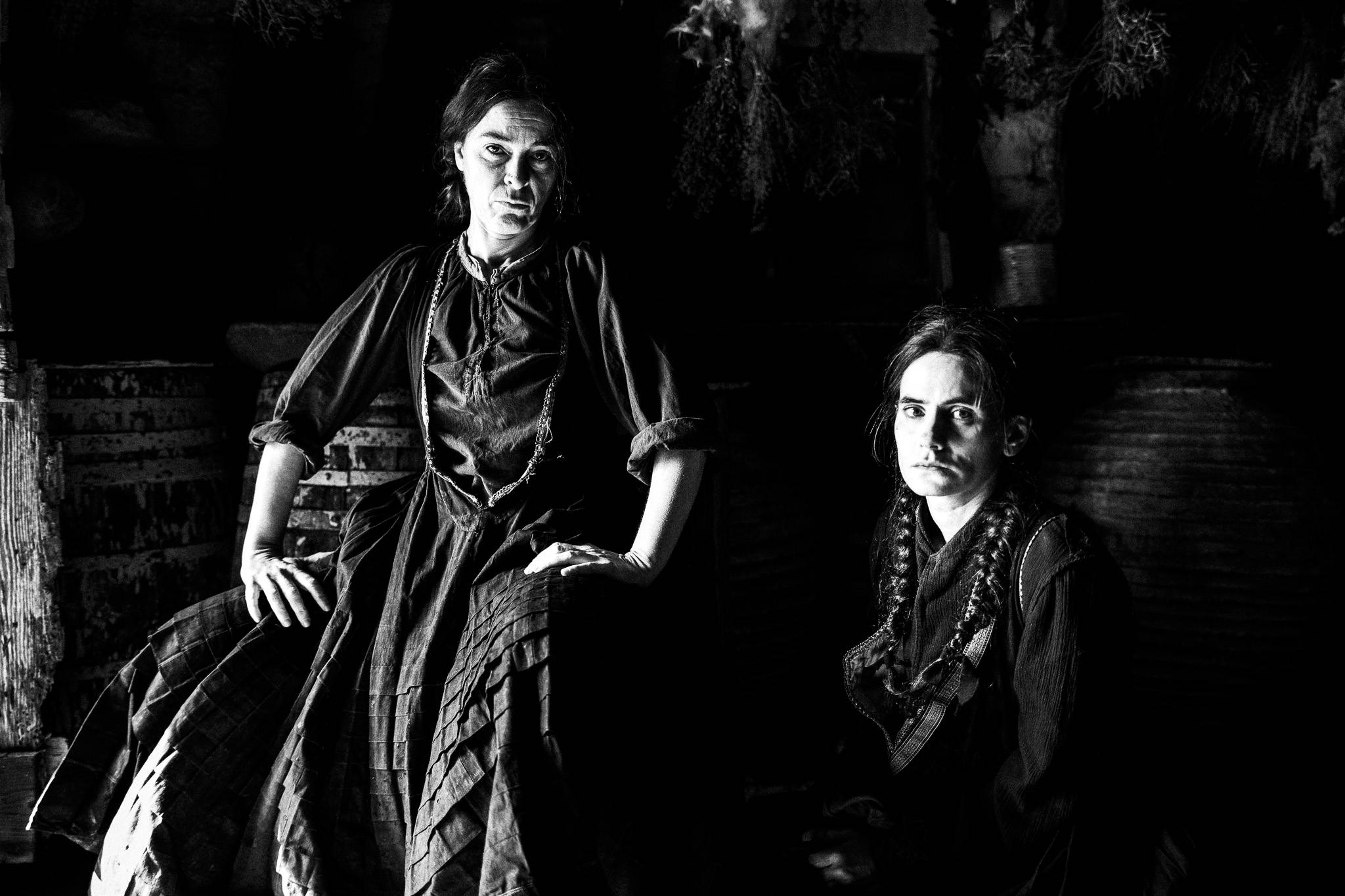 Fonissa with her mother. Black and white photography by George Tatakis during the filming of 'Φόνισσα'(Fonissa).