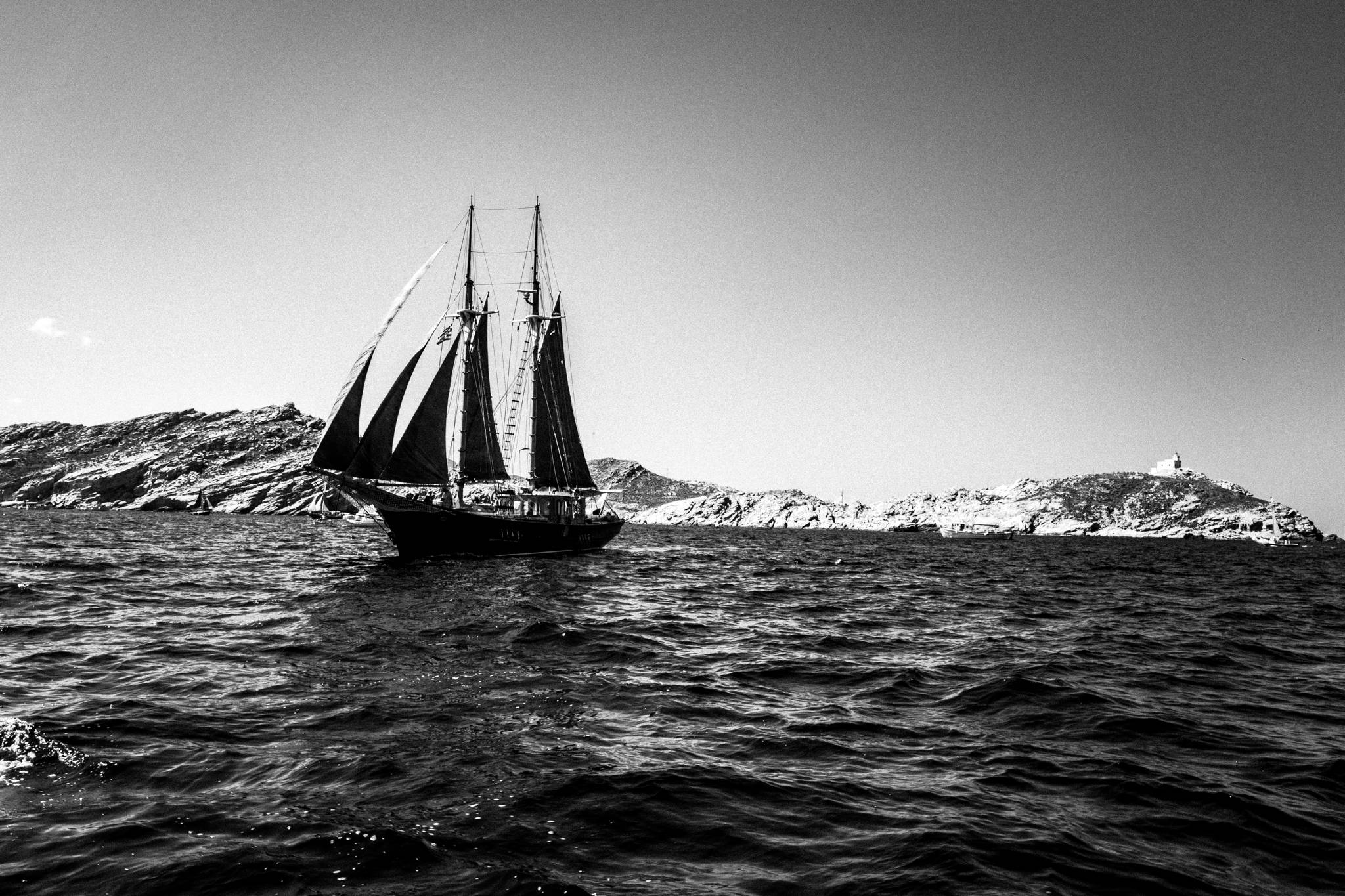 Other boat participants, by photographer George Tatakis