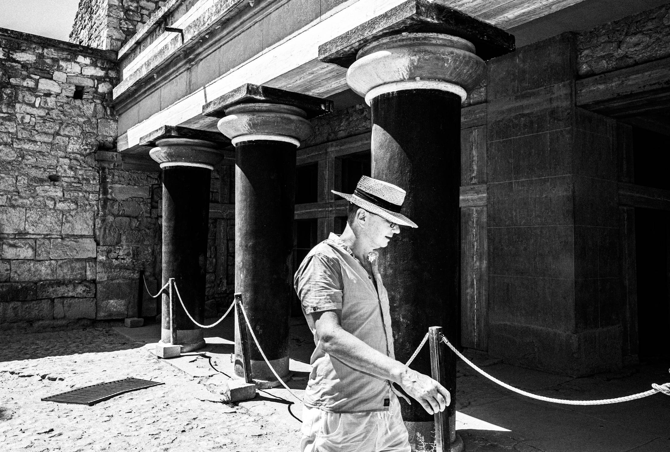 Tourists visiting Knossos' site, Heraklion, Crete, by photographer George Tatakis