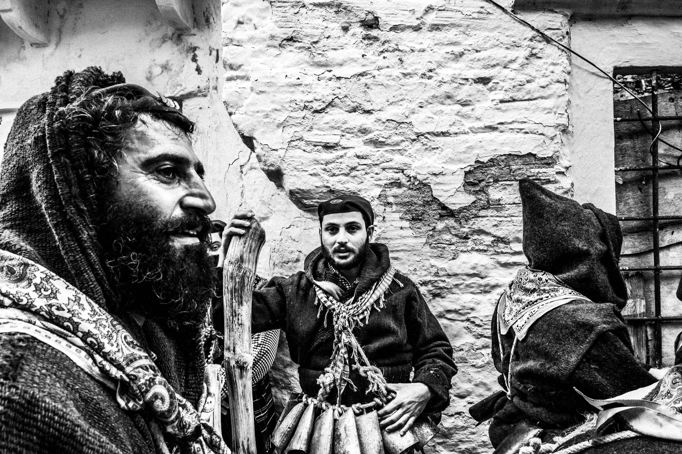 Καρναβάλι στο Νησί της Νάξου: Κουδουνάτοι, Κορδελάτοι και άλλες Περιπέτειες του Γιώργου Τατάκη