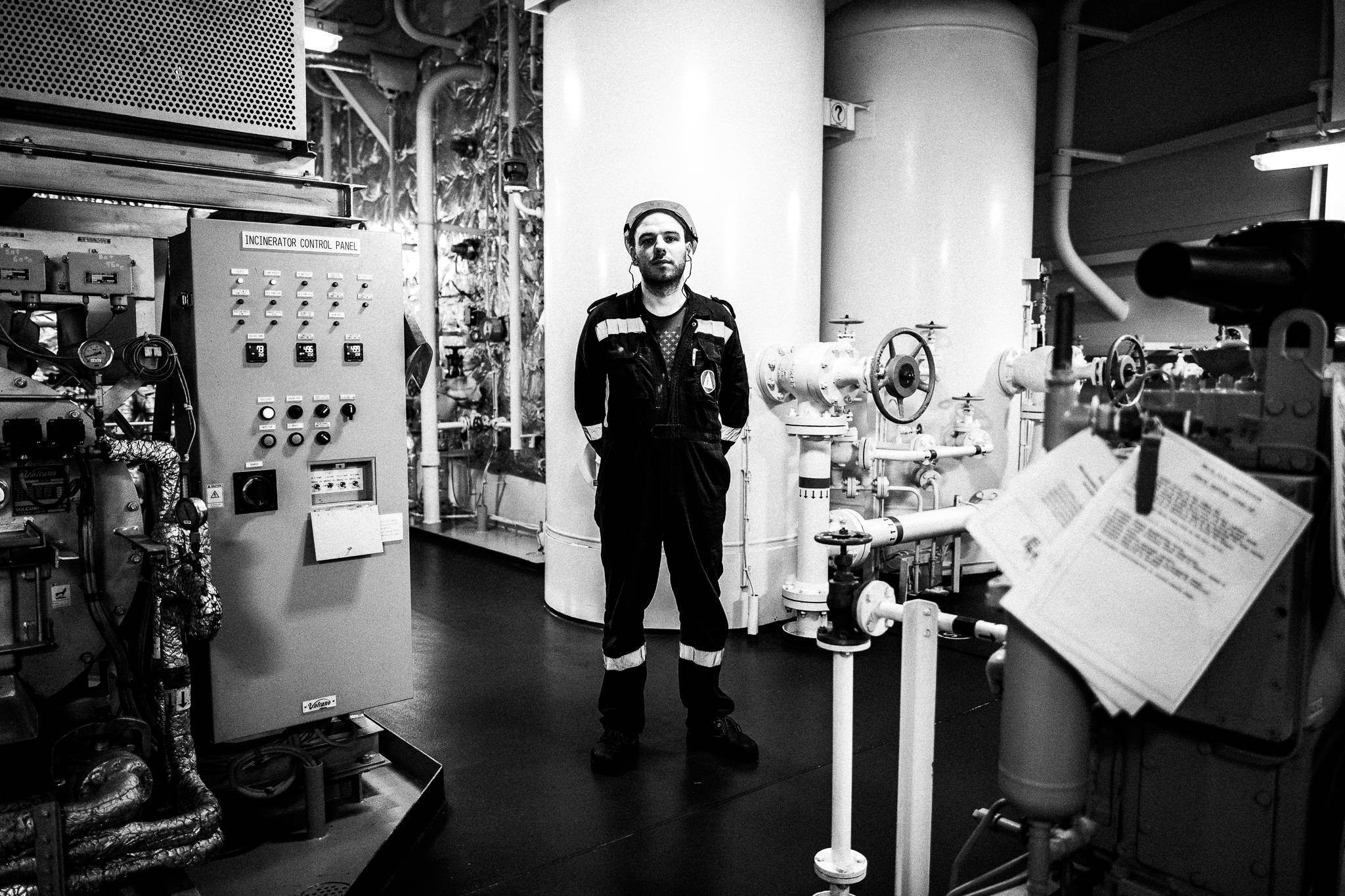 Engineer in the incinerator by photographer George Tatakis