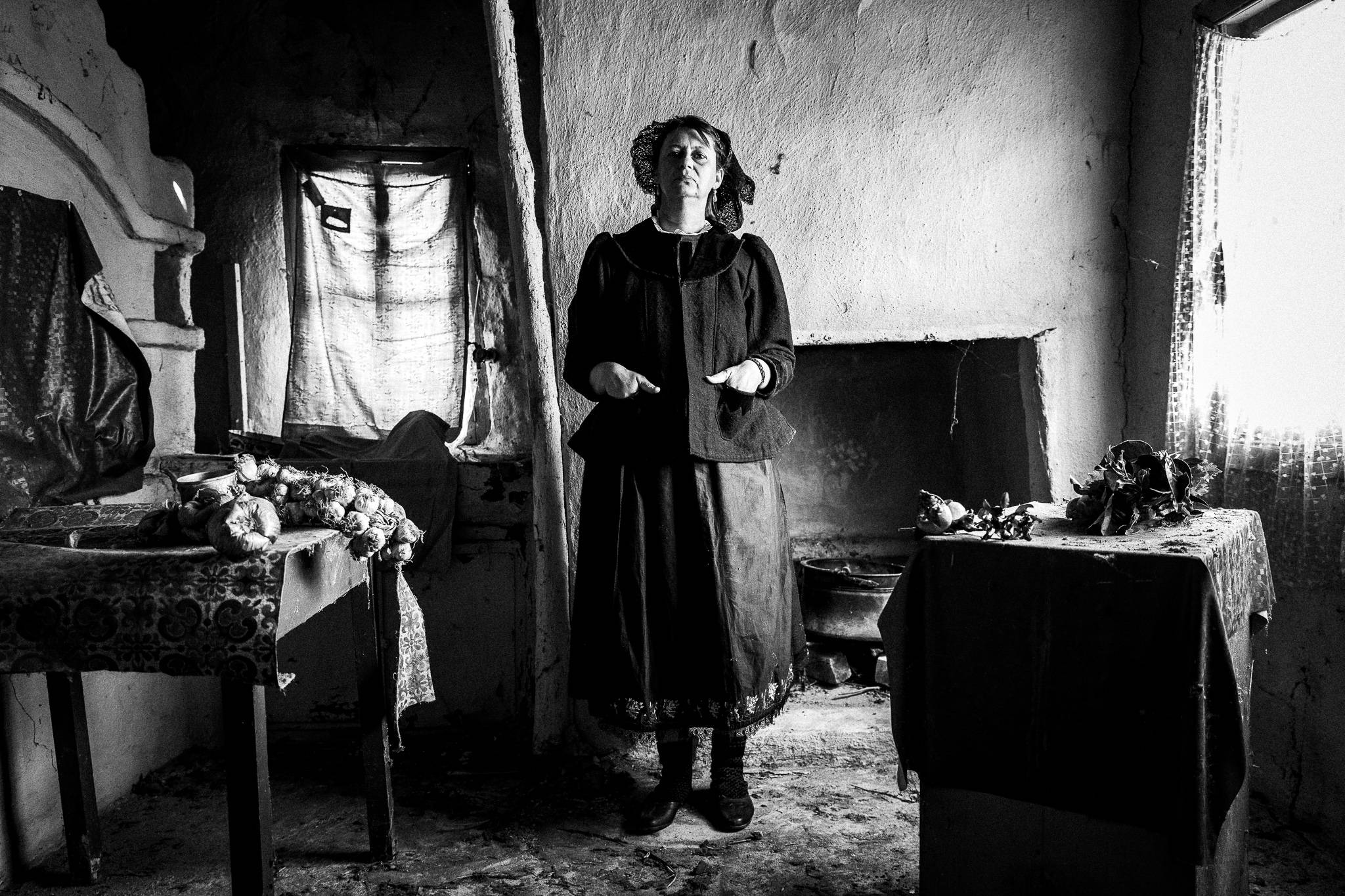 Inside a traditional house of Nea Vyssa, by photographer George Tatakis