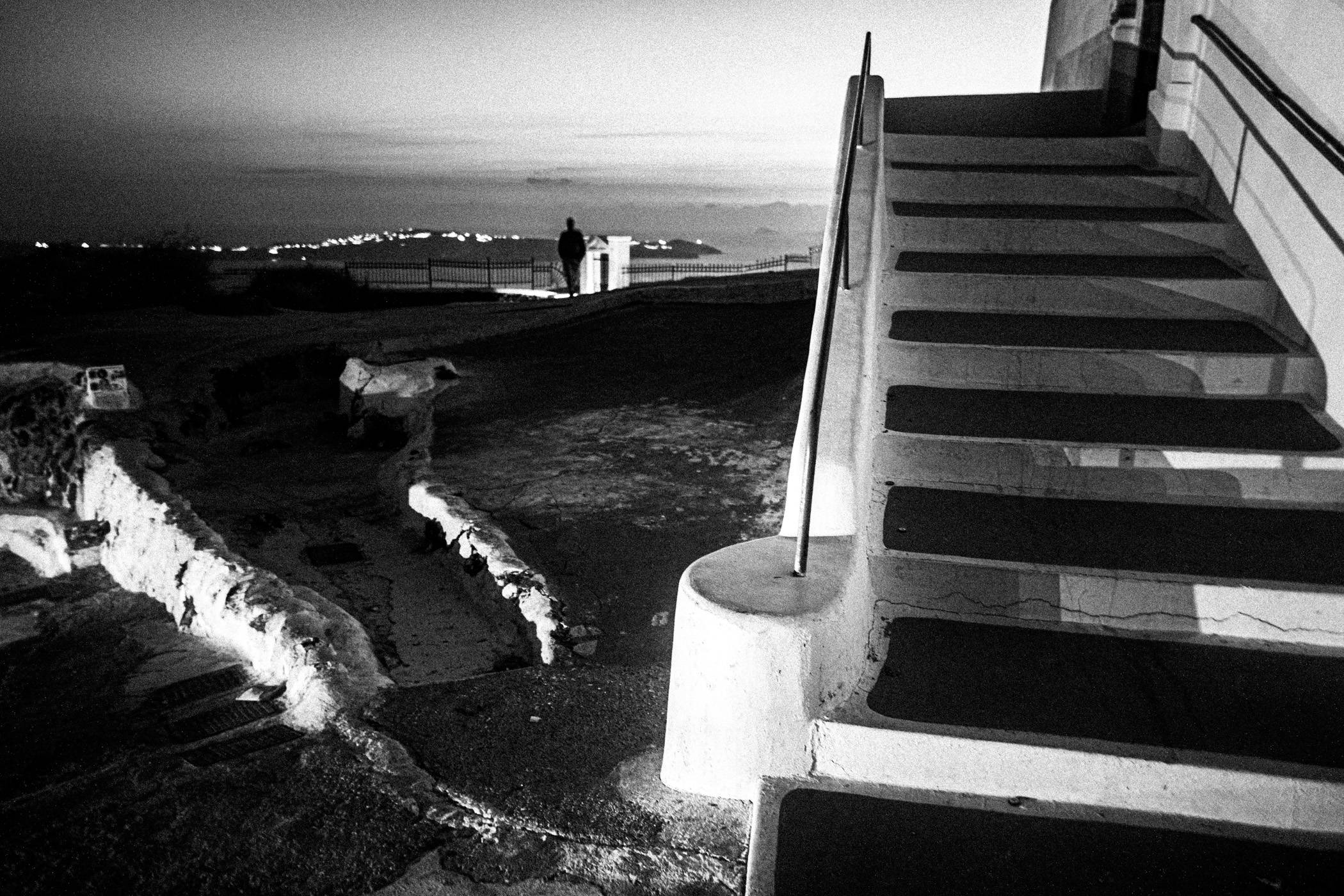 Chorōs on Santorini. Black and white photographic project from Greece, by awarded photographer George Tatakis