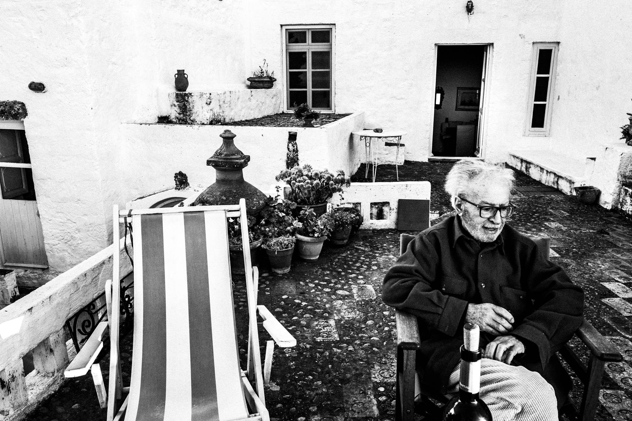 The house of Vassilis Kypraiou in Patmos, by photographer George Tatakis