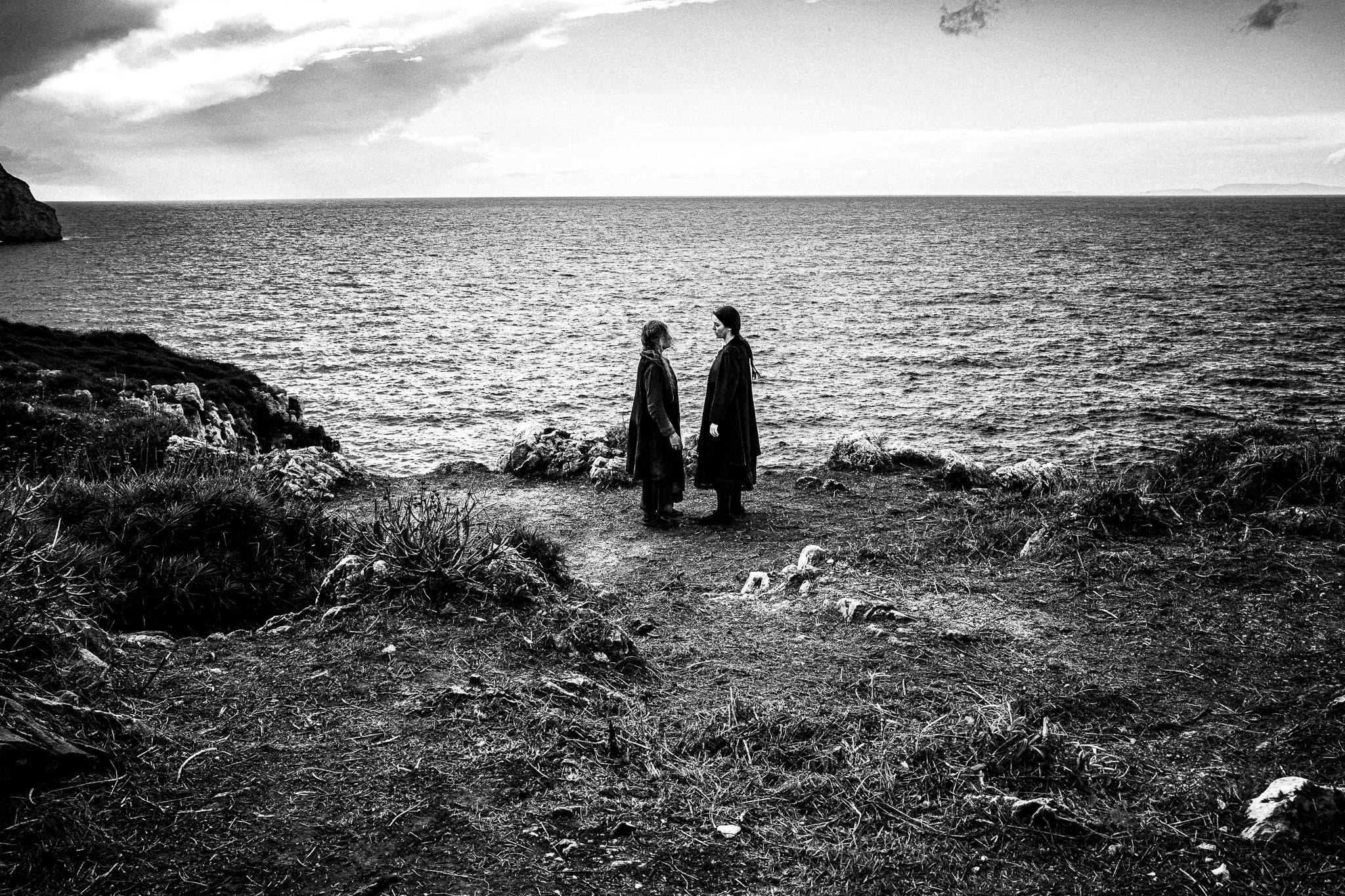Last scene of Fonissa. Black and white photography by George Tatakis during the filming of 'Φόνισσα'(Fonissa).