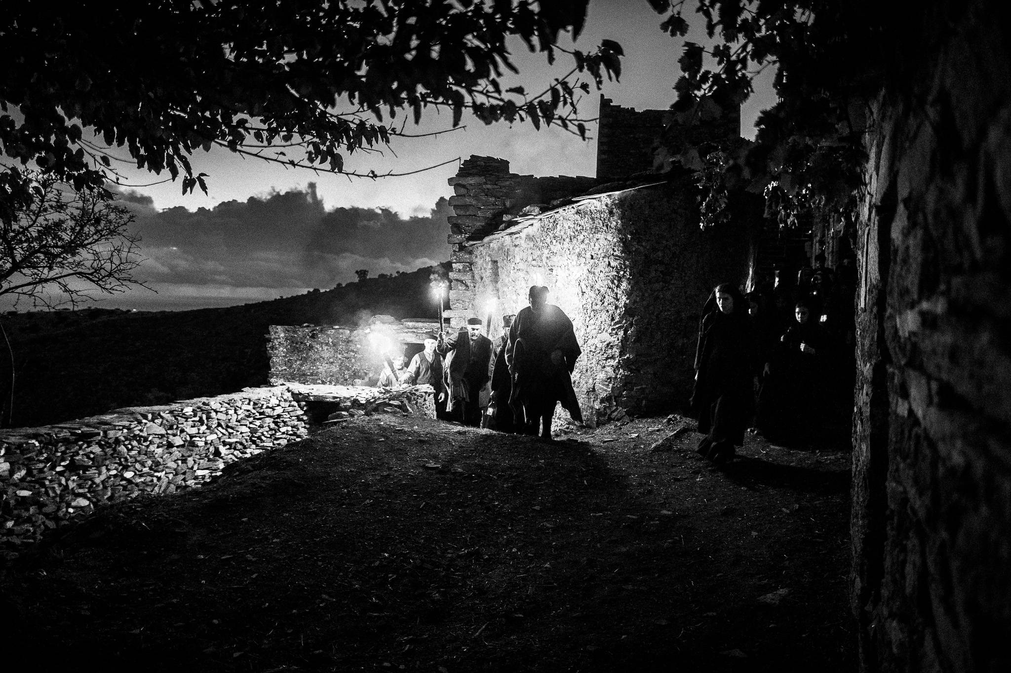 Hunting Fonissa. Black and white photography by George Tatakis during the filming of 'Φόνισσα'(Fonissa).