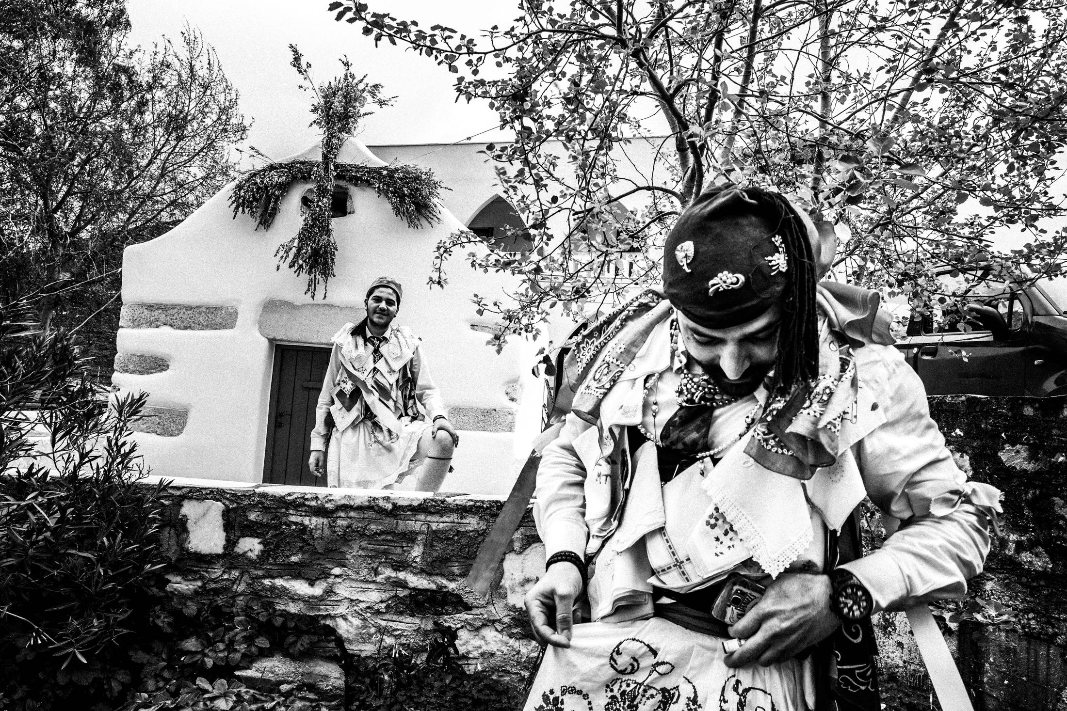 Καρναβάλι στο Νησί της Νάξου: Κουδουνάτοι, Κορδελάτοι και άλλες Περιπέτειες του Γιώργου Τατάκη
