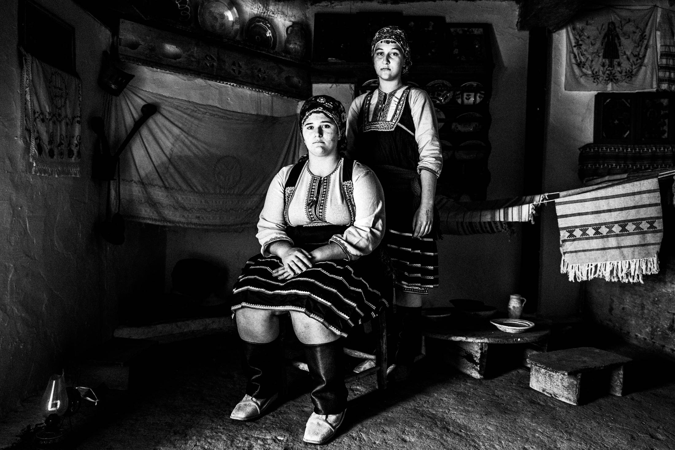 Οι Τοπικές Ενδυμασίες της Ρόδου - Δωδεκάνησα