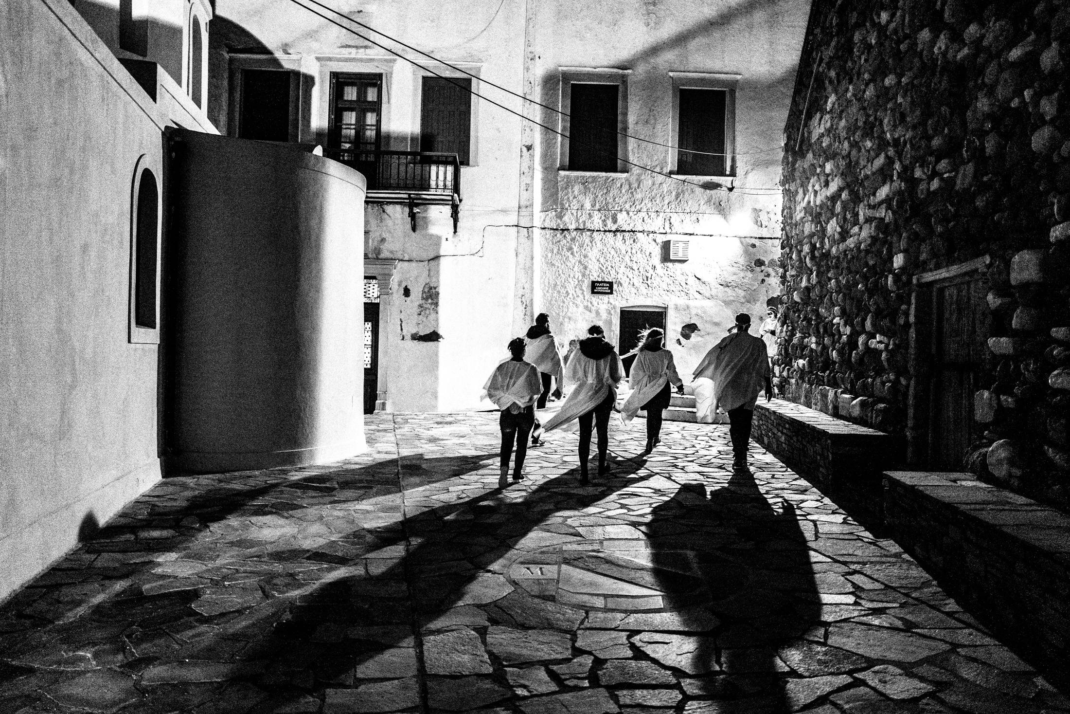 Καρναβάλι στο Νησί της Νάξου: Κουδουνάτοι, Κορδελάτοι και άλλες Περιπέτειες του Γιώργου Τατάκη