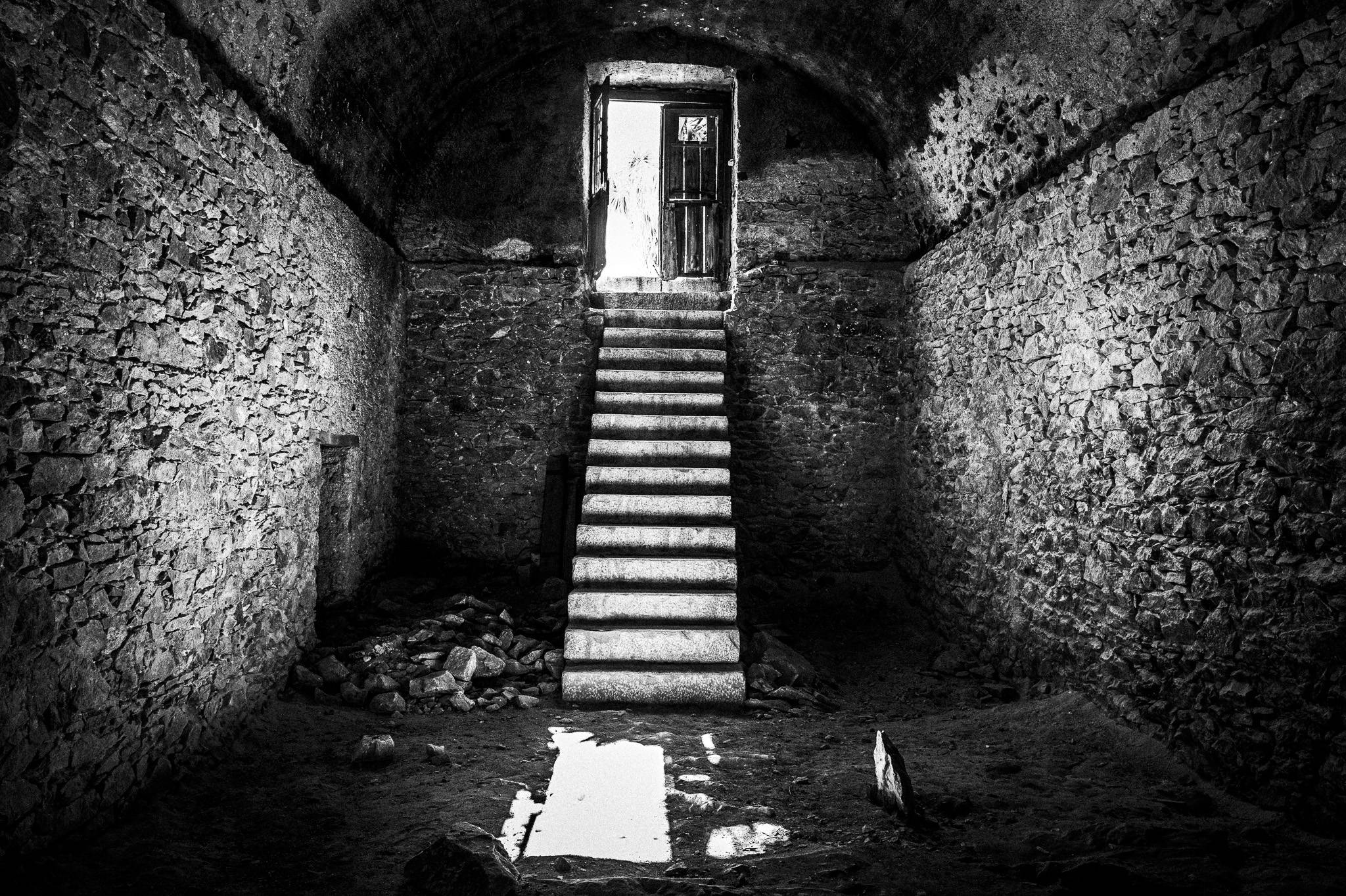 A set from the film 'Fonissa'. Black and white photography by George Tatakis during the filming of 'Φόνισσα'(Fonissa).