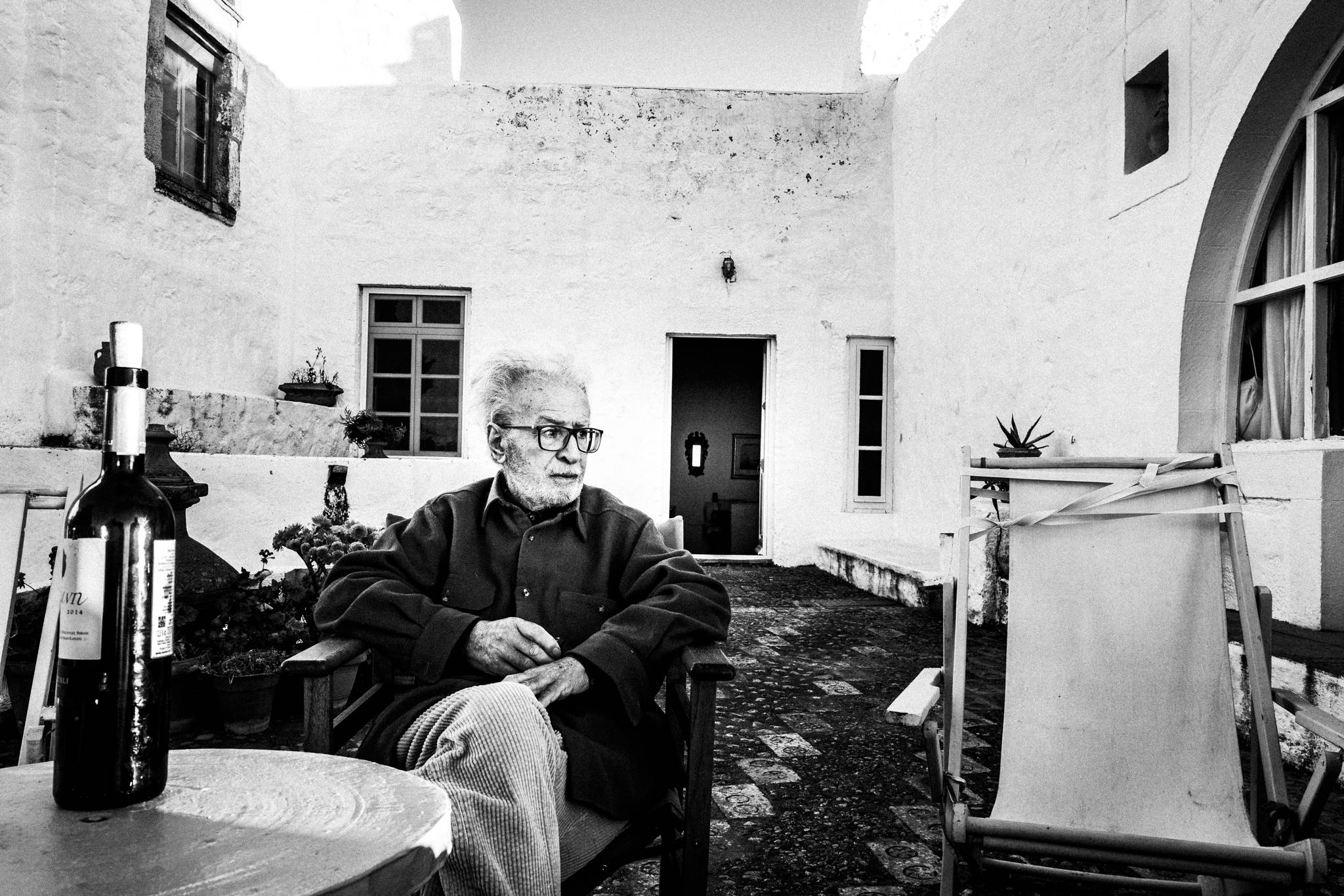 The house of Vassilis Kypraiou in Patmos, by photographer George Tatakis