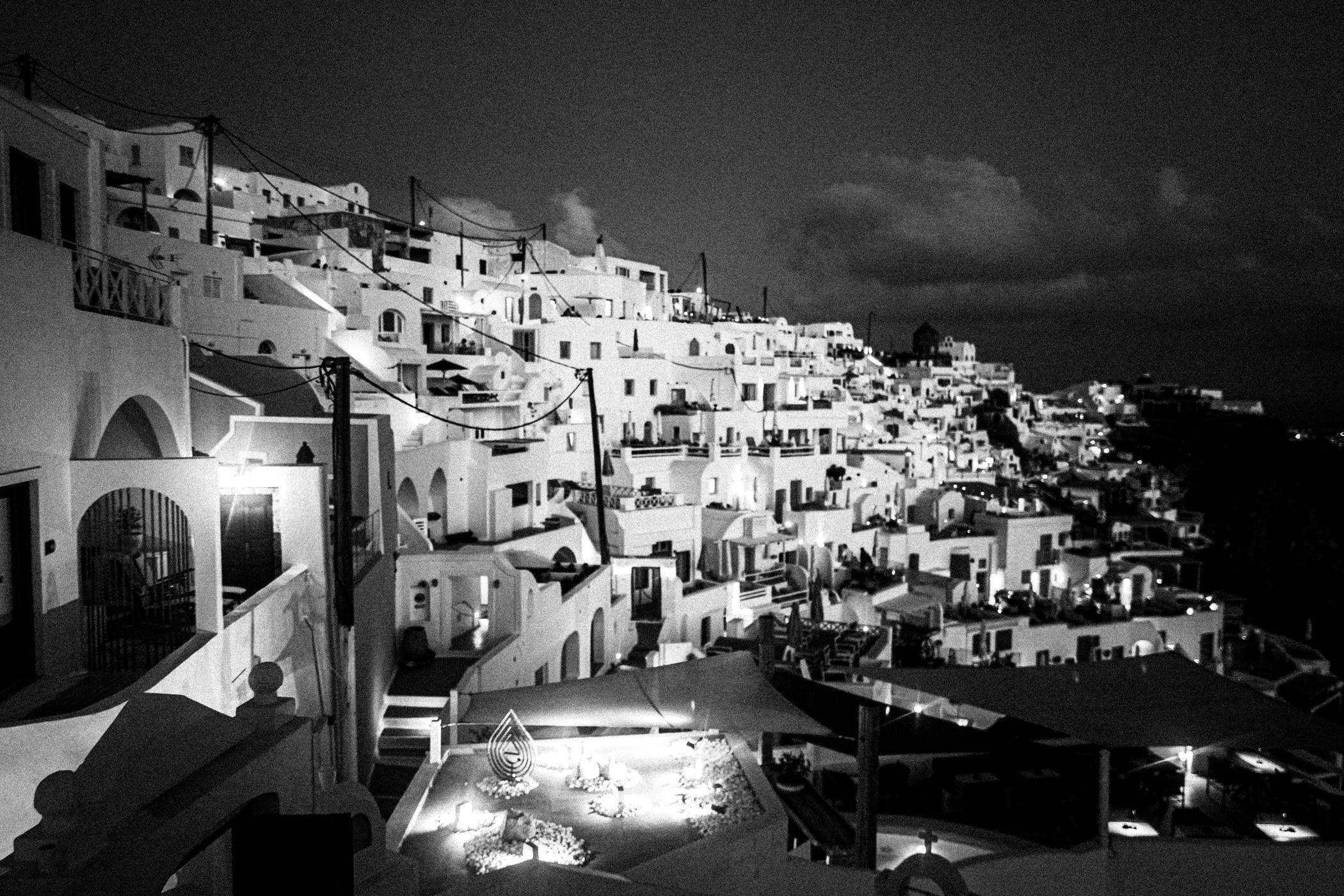 Chorōs on Santorini. Black and white photographic project from Greece, by awarded photographer George Tatakis