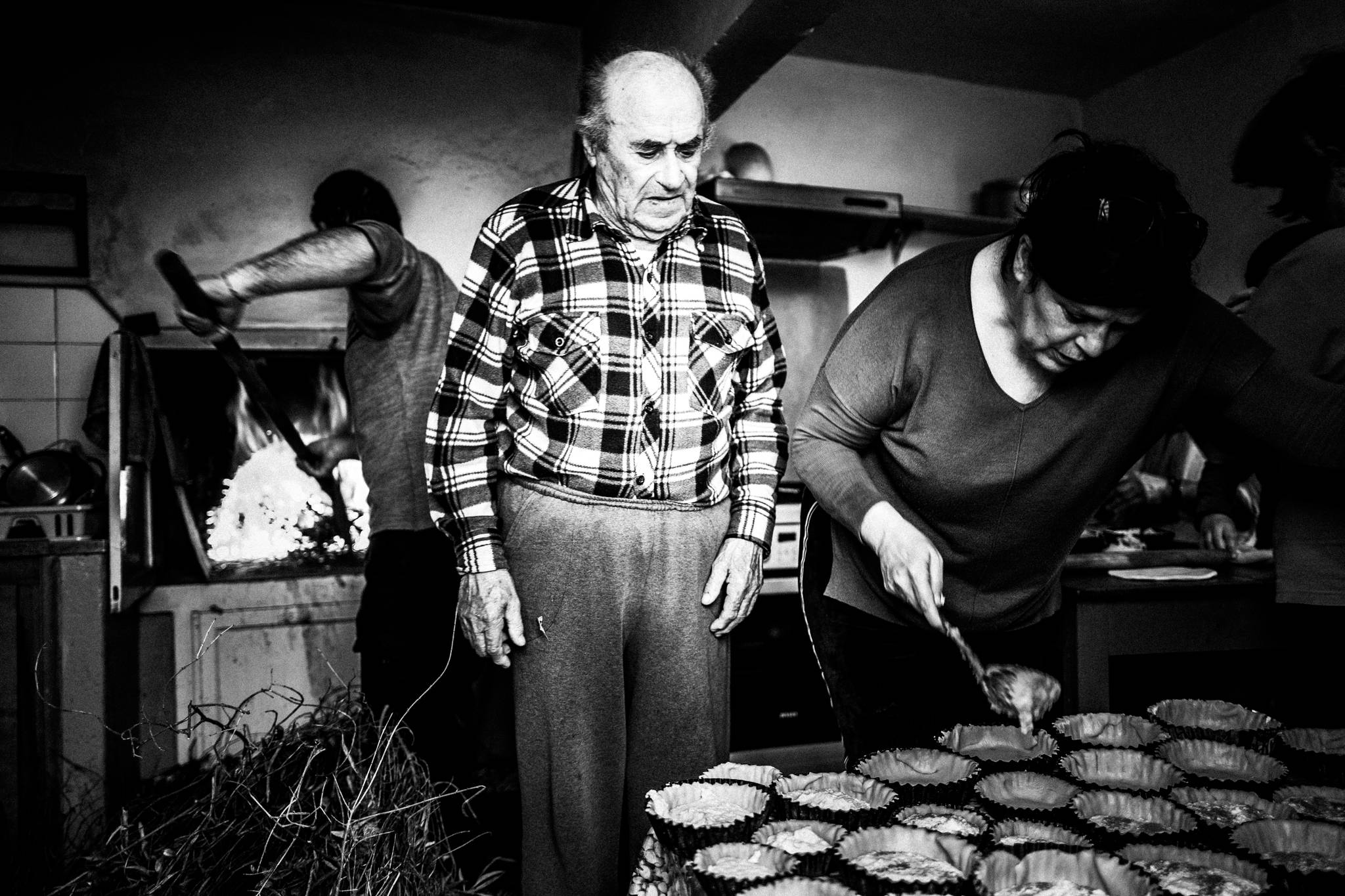 Preparing traditional pies in Patmos, by photographer George Tatakis